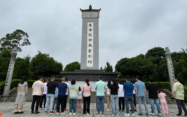 �Ӱ��굳ʷ������ʵ��